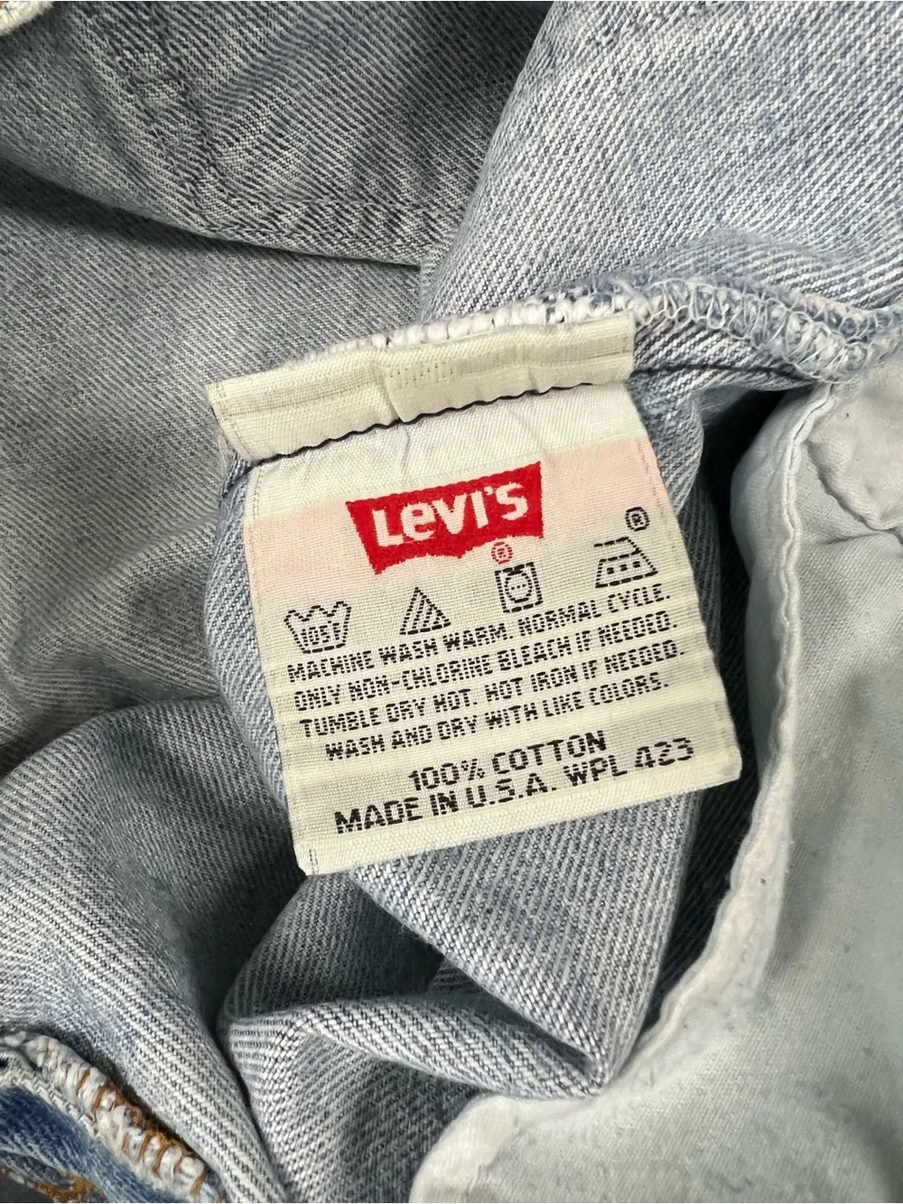 Vintage 1994 Levi’s 501 Jeans Made in USA Button Fly Light Wash Straight Leg 36